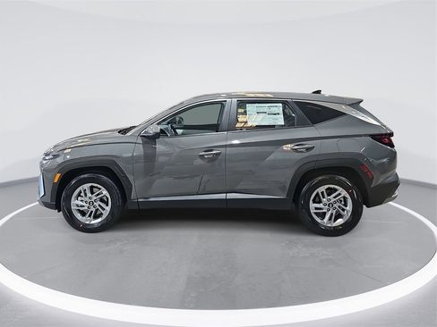 New 2026 Hyundai Tucson SE image 8