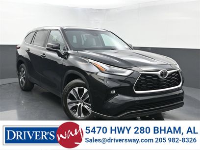 Used 2023 Toyota Highlander XLE