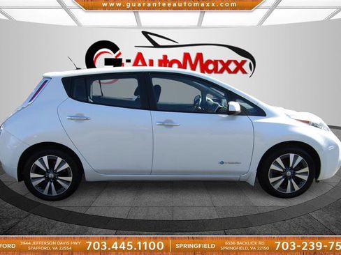 Used 2015 Nissan Leaf SV w/ LED & Quick Charge Package image 4