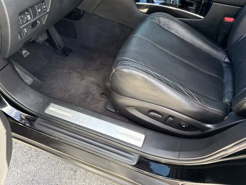 Used 2017 INFINITI QX70 Base image 22