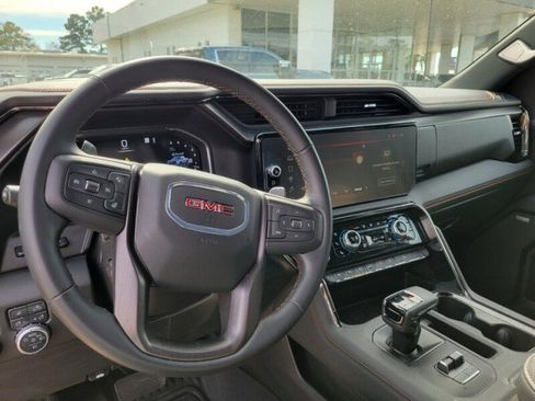 Used 2024 GMC Sierra 1500 AT4 w/ Technology Package image 13