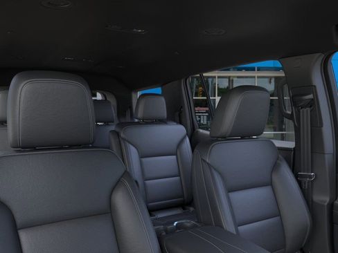 New 2026 Chevrolet Traverse LT w/ Midnight/Sport Edition image 24