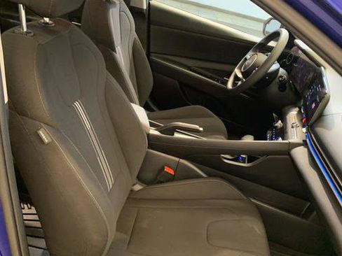 Used 2024 Hyundai Elantra SEL image 47