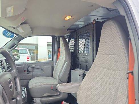 Used 2017 GMC Savana 2500 w/ All Terrain Package RWD image 16