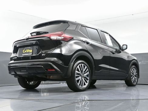 Used 2023 Nissan Kicks SV image 52