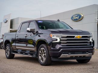 Used 2024 Chevrolet Silverado 1500 High Country w/ Technology Package AWD/4WD video 1