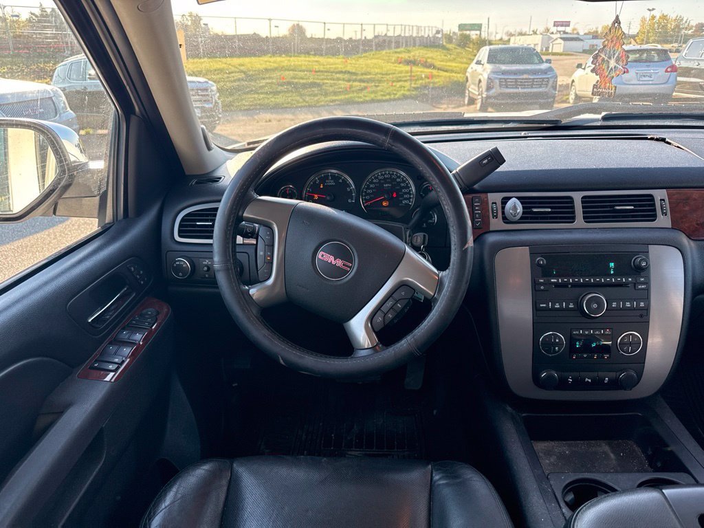 Used 2013 GMC Sierra 1500 SLT w/ SLT White Diamond Edition AWD/4WD image 12