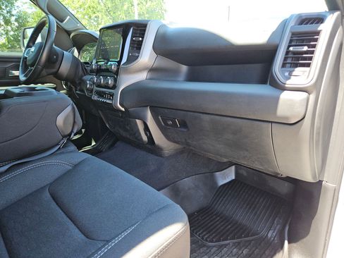 Used 2025 RAM 1500 Classic Warlock AWD/4WD image 27