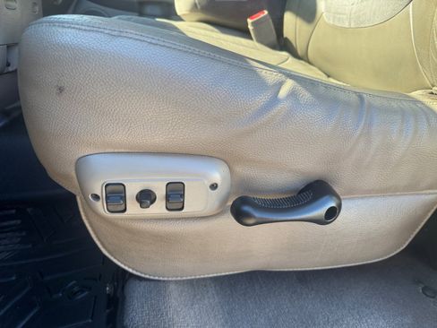 Used 2004 Dodge Ram 2500 Truck SLT w/ Trailer Tow Group image 14