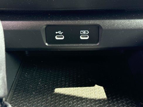 Certified 2023 Honda Accord EX image 24