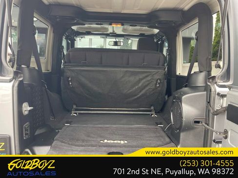 Used 2013 Jeep Wrangler Sport AWD/4WD image 16