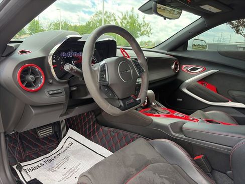 Used 2019 Chevrolet Camaro ZL1 RWD image 45