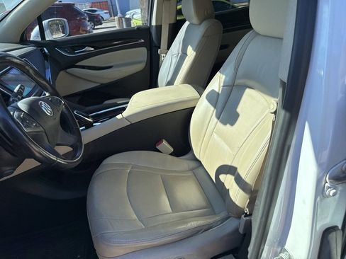 Used 2018 Buick Enclave Premium w/ Experience Buick Package image 8