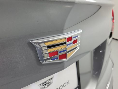 Certified 2024 Cadillac XT4 Luxury FWD image 7
