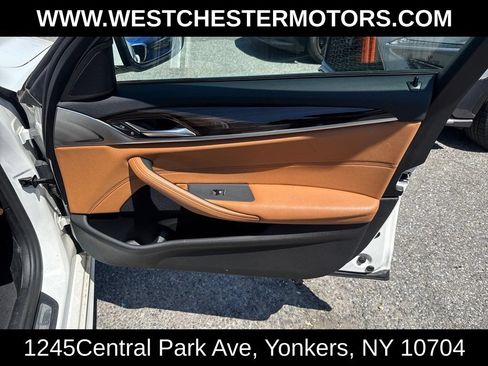 Used 2021 BMW 530i xDrive w/ M Sport Package AWD/4WD image 13