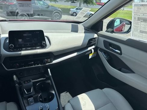 New 2026 Nissan Rogue Dark Armor AWD/4WD image 19