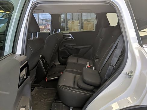 Used 2022 Mitsubishi Outlander ES image 14