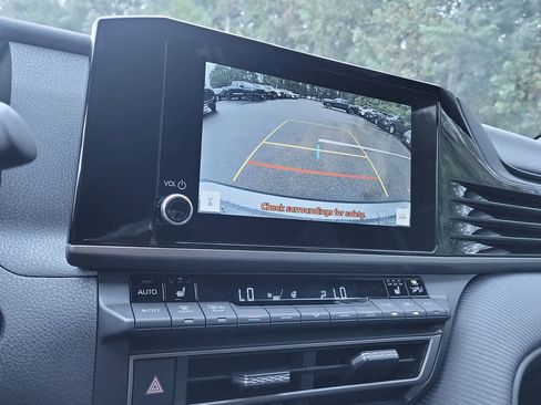 New 2026 Toyota Camry SE w/ Convenience Package image 23