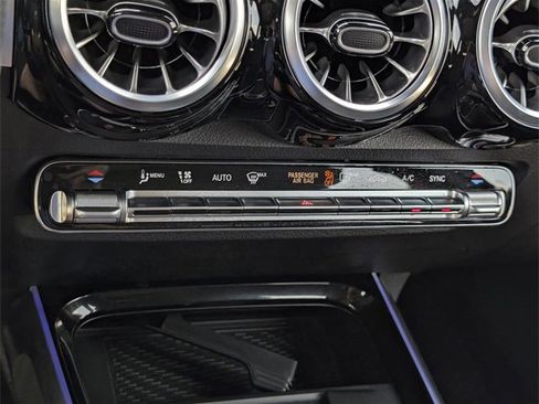 Certified 2025 Mercedes-Benz GLB 35 AMG 4MATIC image 24