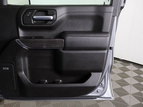 Used 2020 Chevrolet Silverado 1500 LTZ w/ LTZ Convenience Package image 20