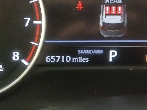 Used 2024 Nissan Rogue SV FWD image 23