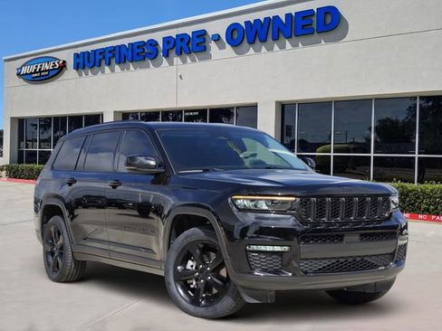Certified 2023 Jeep Grand Cherokee L Limited w/ Black Appearance Package image 1