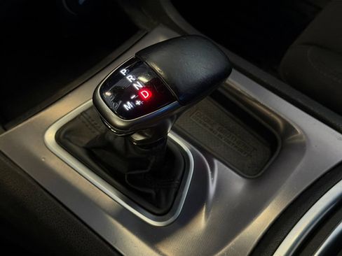 Used 2019 Dodge Charger Scat Pack w/ Dynamics Package RWD image 33