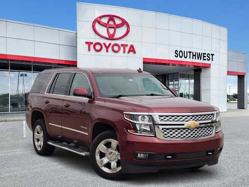 Used 2019 Chevrolet Tahoe LT w/ LT Signature Package AWD/4WD image 1