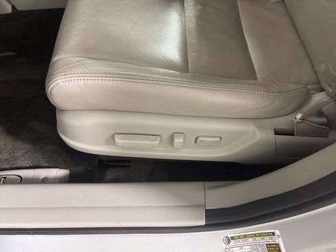 Used 2010 Honda Accord EX-L image 12