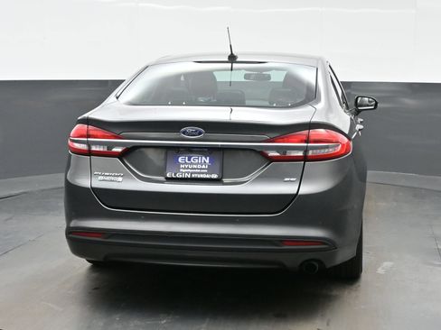 Used 2017 Ford Fusion Energi SE image 5