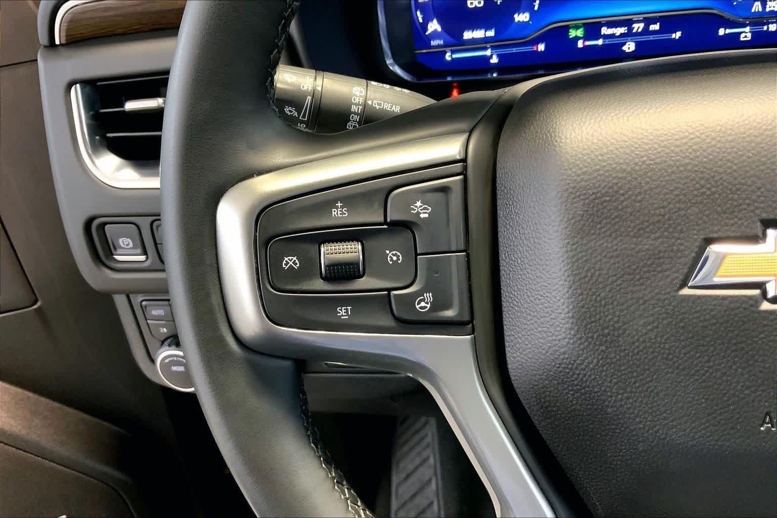 Used 2024 Chevrolet Tahoe Premier AWD/4WD image 23