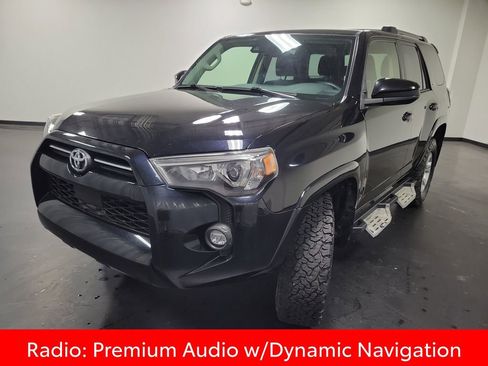Used 2021 Toyota 4Runner SR5 AWD/4WD image 4