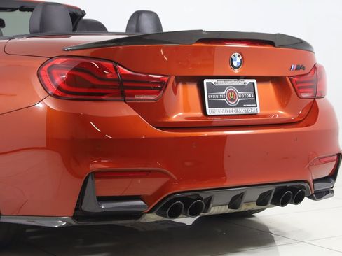 Used 2019 BMW M4 Convertible w/ Competition Package RWD image 31