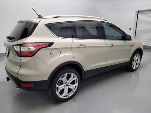 Used 2018 Ford Escape Titanium w/ Ford Safe & Smart Package image 10