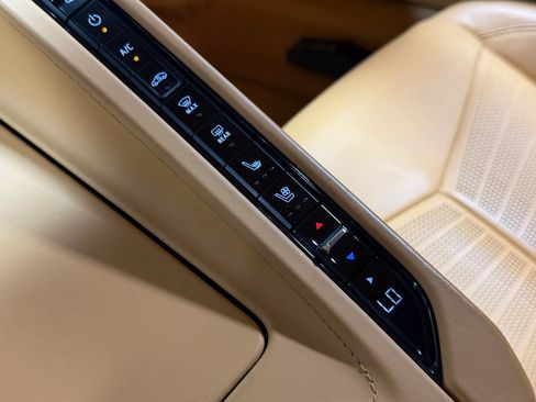 Used 2020 Chevrolet Corvette Stingray Premium Cpe w/ 3LT Preferred Equipment Group RWD image 41
