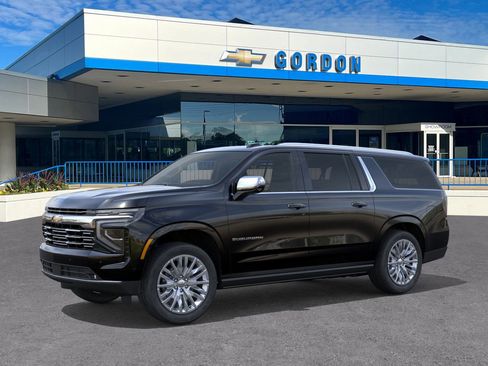 New 2025 Chevrolet Suburban Premier image 2