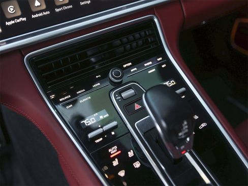 Certified 2023 Porsche Panamera 4S image 24
