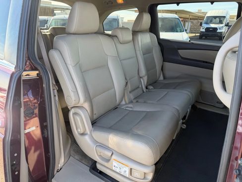 Used 2015 Honda Odyssey EX-L image 15