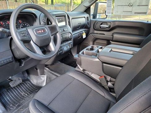 New 2026 GMC Sierra 3500 Pro w/ Convenience Package RWD image 16