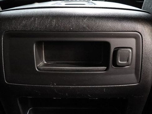 Used 2018 GMC Sierra 1500 SLE image 26