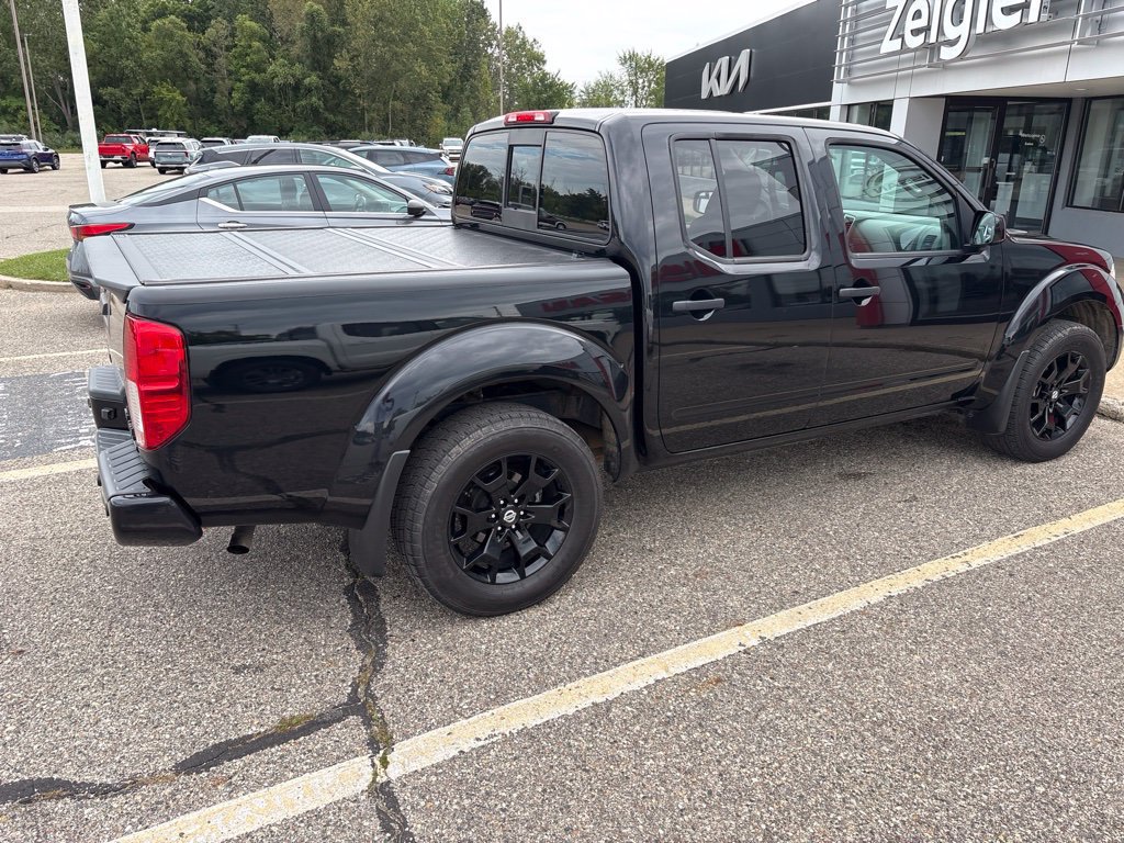 Used 2020 Nissan Frontier SV w/ Midnight Edition Floor Mats AWD/4WD image 5