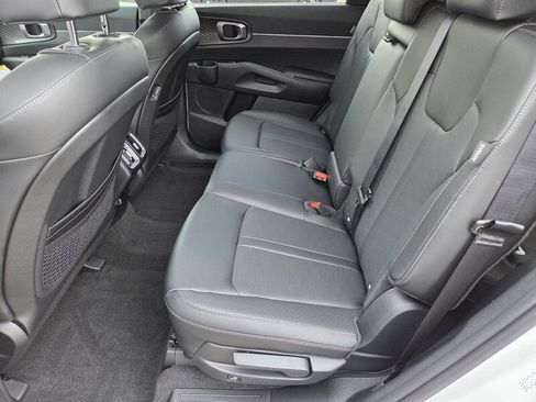 New 2026 Kia Sorento S FWD image 8