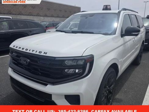Used 2025 Ford Expedition Platinum w/ Stealth Appearance Package AWD/4WD image 1