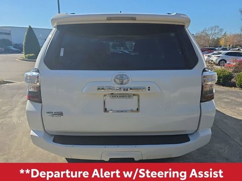 Used 2024 Toyota 4Runner SR5 image 5
