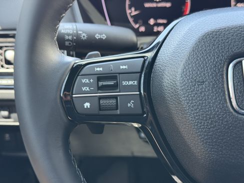 Certified 2025 Honda Civic Sport image 29