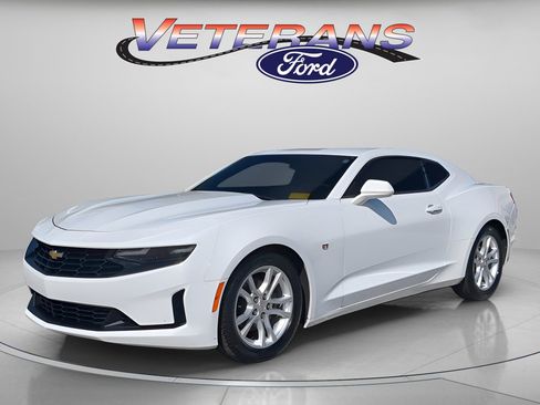 Used 2020 Chevrolet Camaro LS image 1