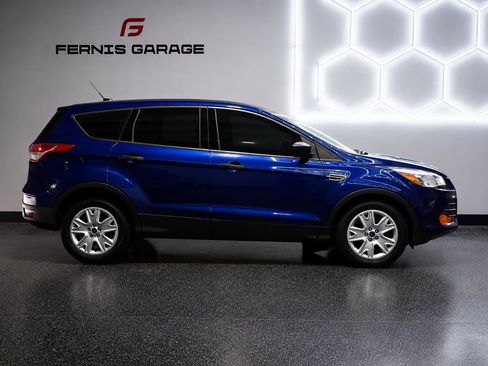 Used 2016 Ford Escape S FWD image 3