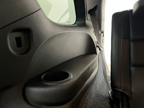 Used 2023 Dodge Durango GT image 30