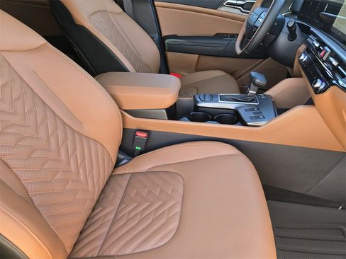 New 2026 Kia Sportage X-Line w/ X-Line Technology Package image 10