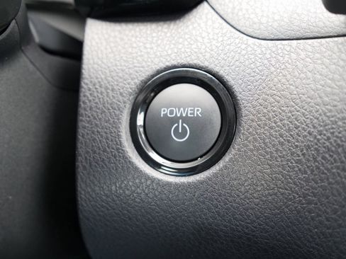 Used 2025 Toyota Camry LE image 20